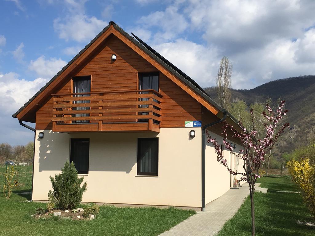 Dunazug Apartmanhaz Dömös Extérieur photo