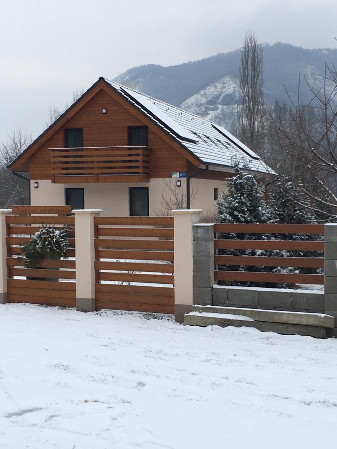 Dunazug Apartmanhaz Dömös Extérieur photo