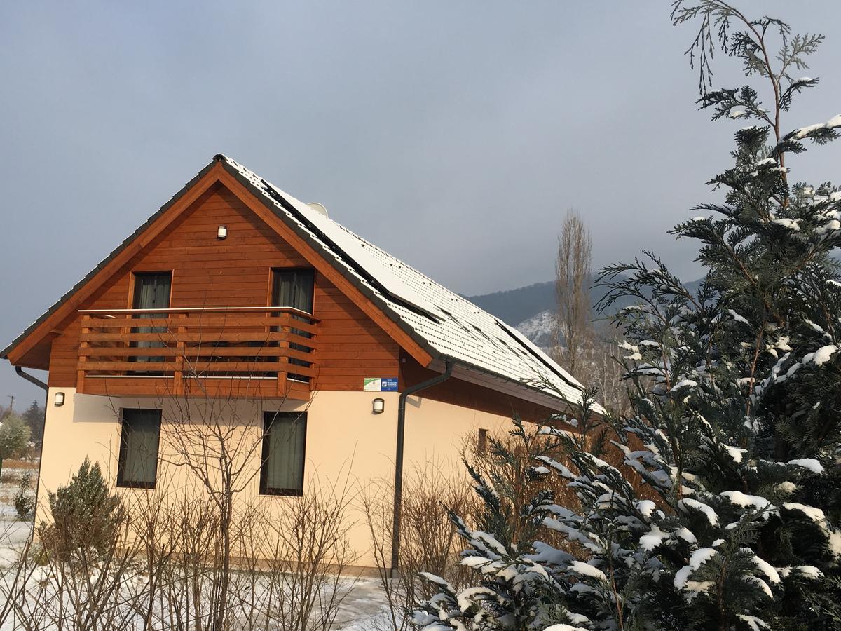 Dunazug Apartmanhaz Dömös Extérieur photo
