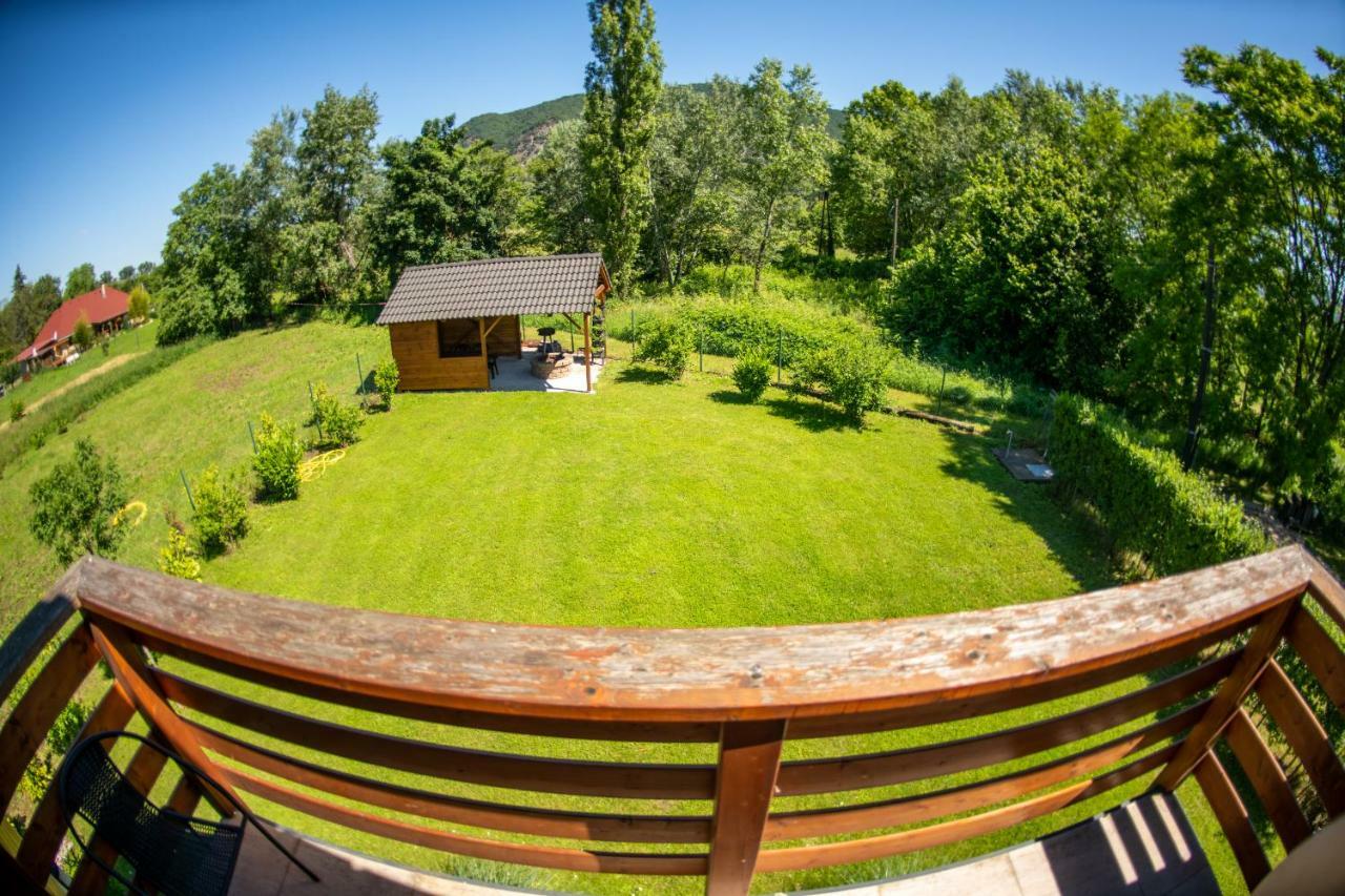 Dunazug Apartmanhaz Dömös Extérieur photo