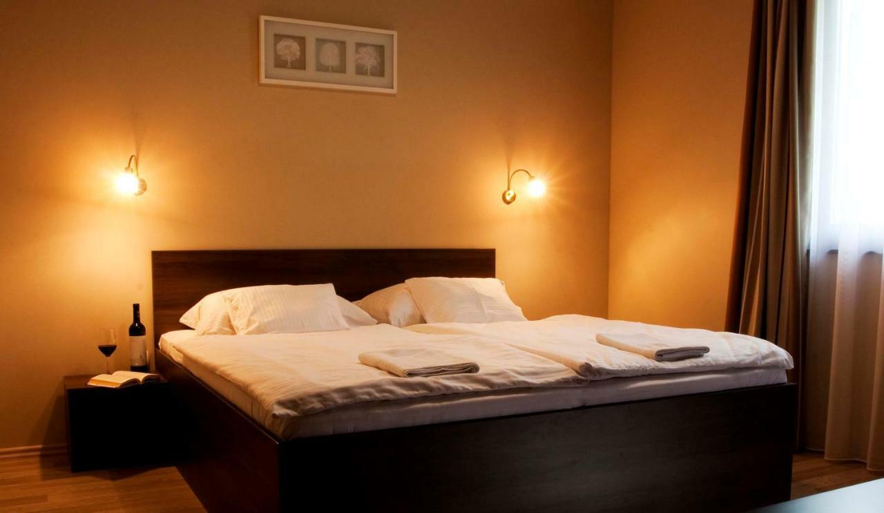 Dunazug Apartmanhaz Dömös Extérieur photo